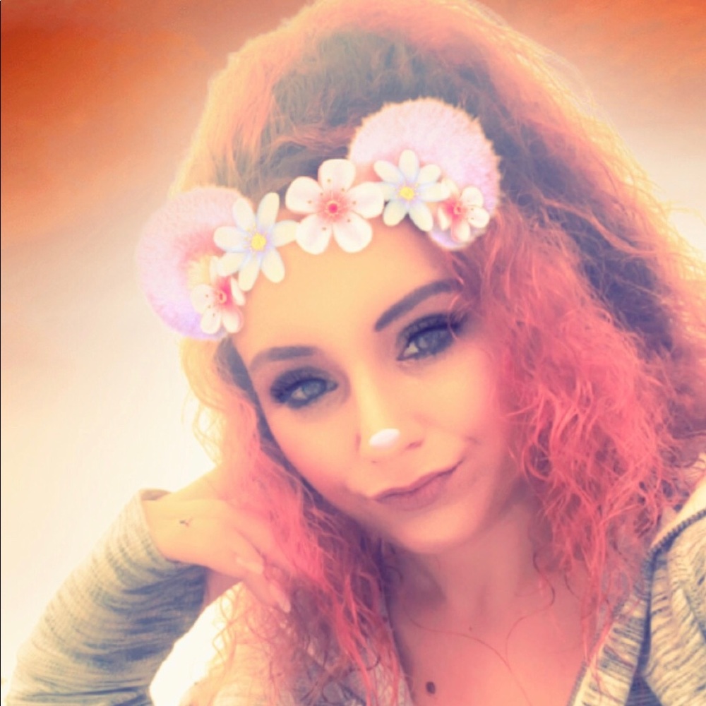 Meet your Posher, Isabella